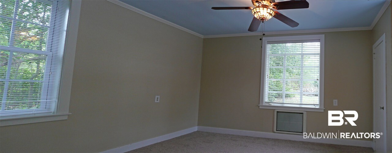 311 Dawn Place Mobile, AL 36609 - Photo 12 of 35 Guest Room