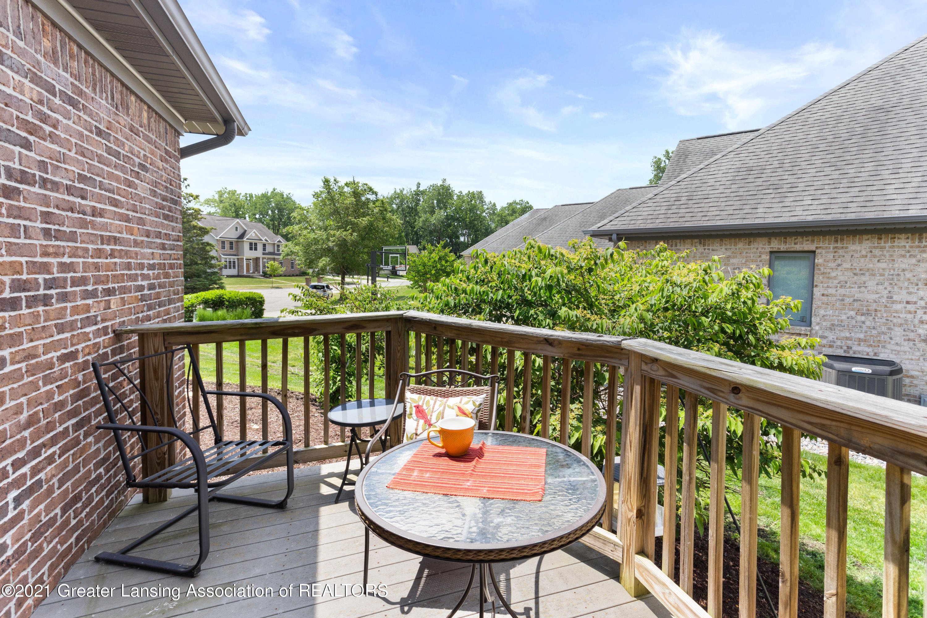 910 Abbey Road East Lansing, MI 48823 - Photo 34 of 57 in-law private deck