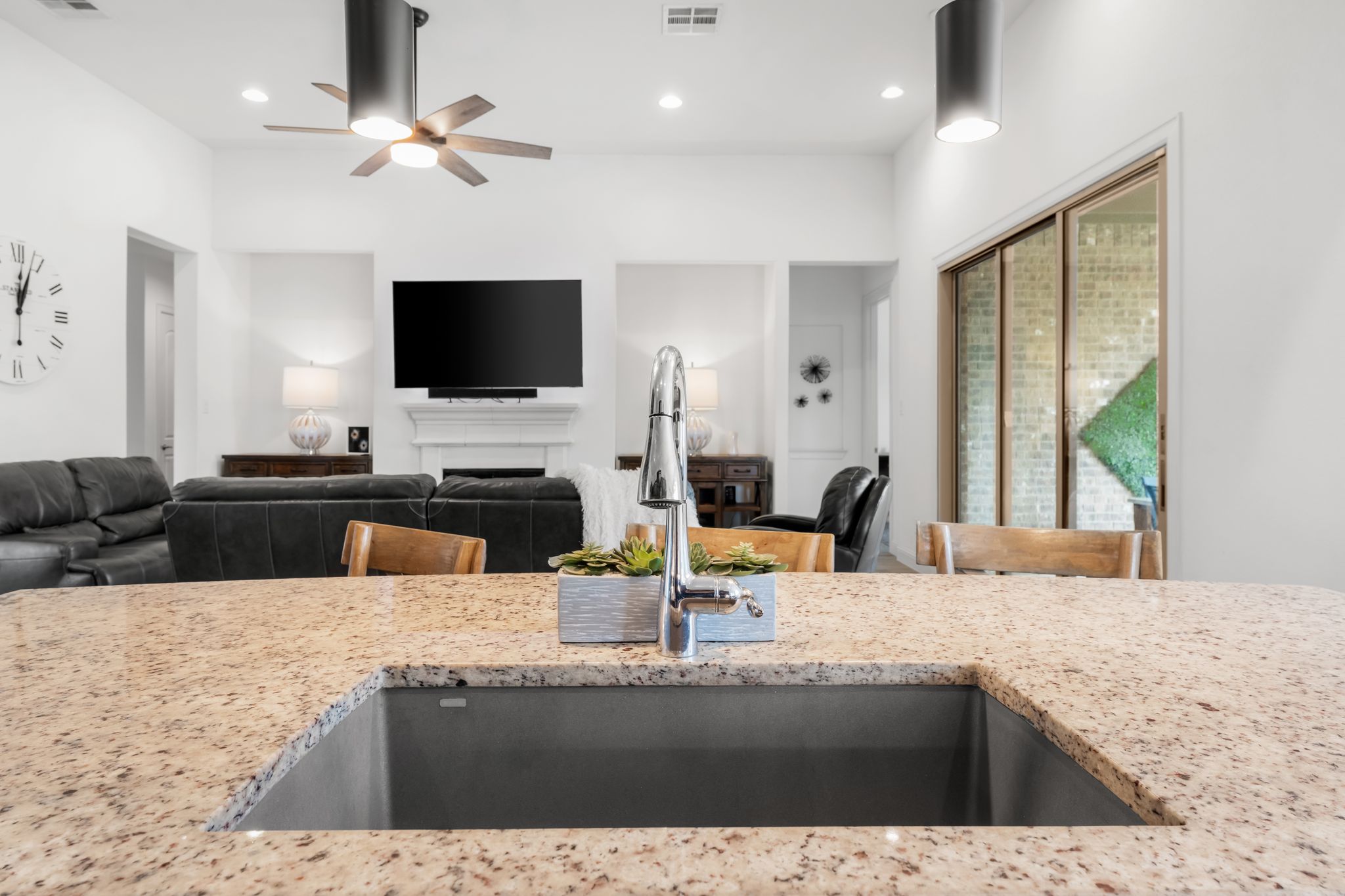 140 Waterloo Cove Georgetown, TX 78628 - Photo 12 of 40