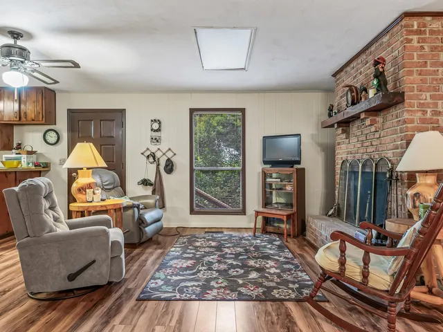 $169,900 | 7 Tram Circle, Sopchoppy, FL 32358