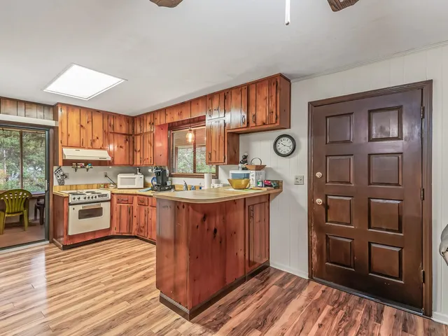 $169,900 | 7 Tram Circle, Sopchoppy, FL 32358