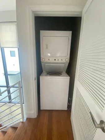 $2,995 | 350 South Osceola Avenue, Unit 3, Orlando, FL 32801