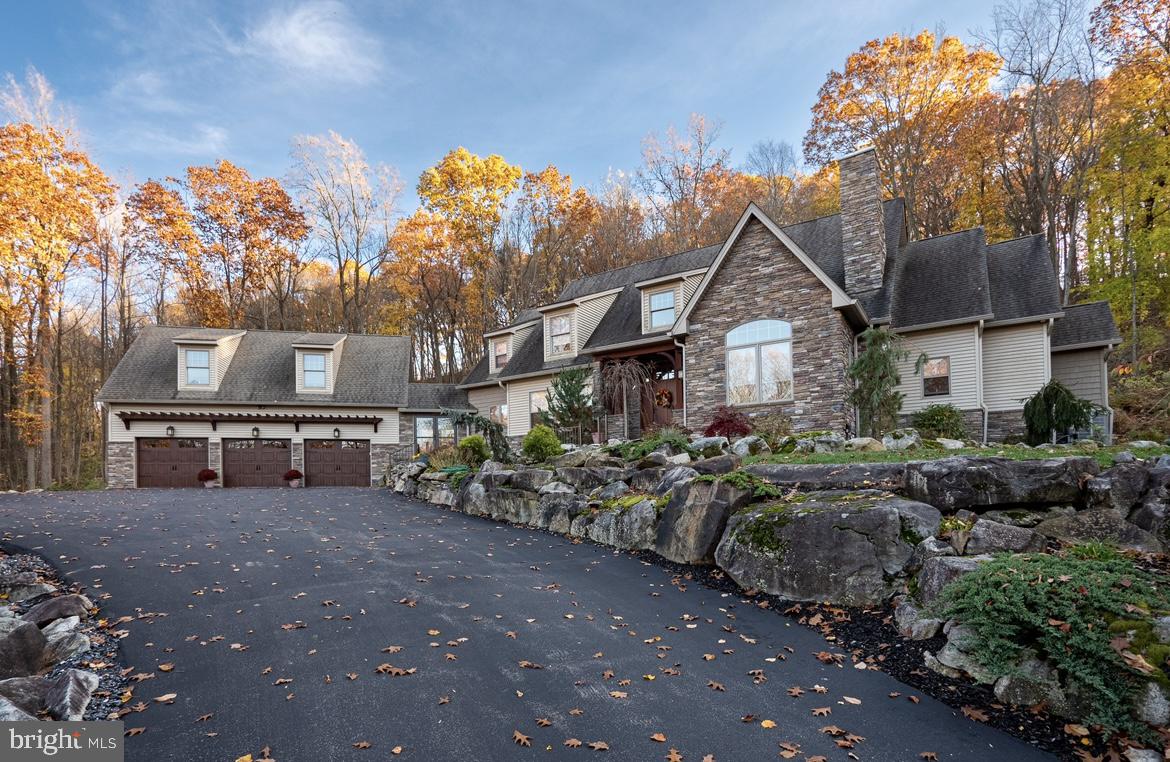 2544 Kings Mill Road Hellertown, PA 18055 - Photo 2 of 43 Gallery Image 2