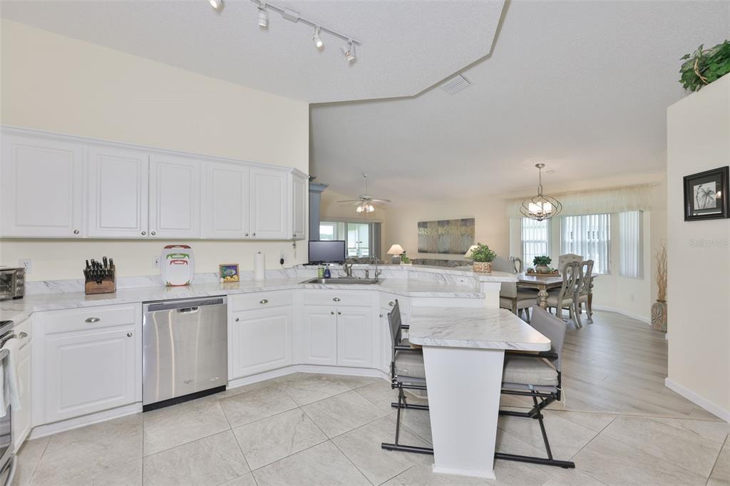 2012 Nantucket Drive, Unit 22 Sun City Center, FL 33573 - Photo 24 of 90