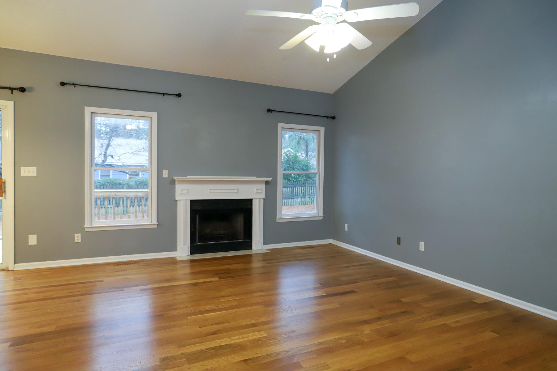140 Fox Run Road Pinehurst, NC 28374 - Photo 8 of 41 living room1