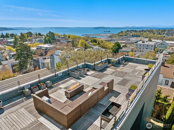 $2,100,000 | 1953 9th Avenue West, Seattle, WA 98119