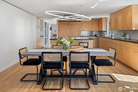 $2,100,000 | 1953 9th Avenue West, Seattle, WA 98119