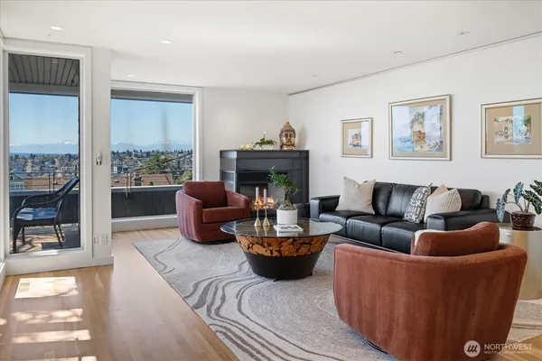 $2,100,000 | 1953 9th Avenue West, Seattle, WA 98119