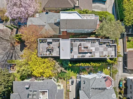 $2,100,000 | 1953 9th Avenue West, Seattle, WA 98119