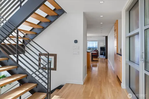 $2,100,000 | 1953 9th Avenue West, Seattle, WA 98119
