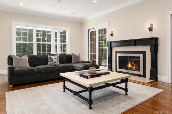 $5,999,000 | 2 Alyssa Lane, Purchase, NY 10577