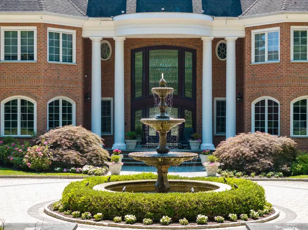 $5,999,000 | 2 Alyssa Lane, Purchase, NY 10577