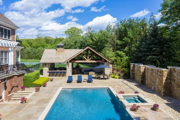 $5,999,000 | 2 Alyssa Lane, Purchase, NY 10577