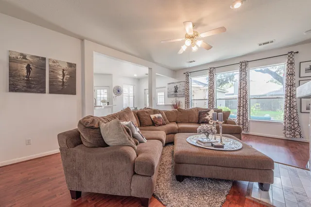 $455,000 | 1310 Big Pines, Tomball, TX 77375