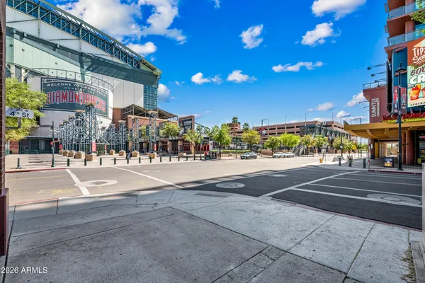 $565,000 | 310 South 4th Street, Unit 905, Phoenix, AZ 85004