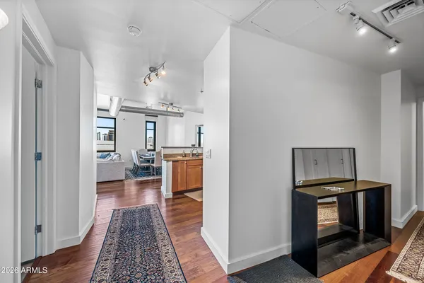 $565,000 | 310 South 4th Street, Unit 905, Phoenix, AZ 85004