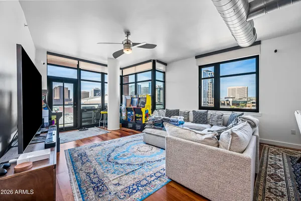 $565,000 | 310 South 4th Street, Unit 905, Phoenix, AZ 85004