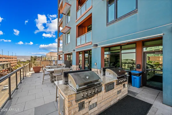 $565,000 | 310 South 4th Street, Unit 905, Phoenix, AZ 85004