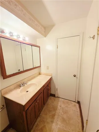 $1,550 | 2132 Edenborn Avenue, Metairie, LA 70001