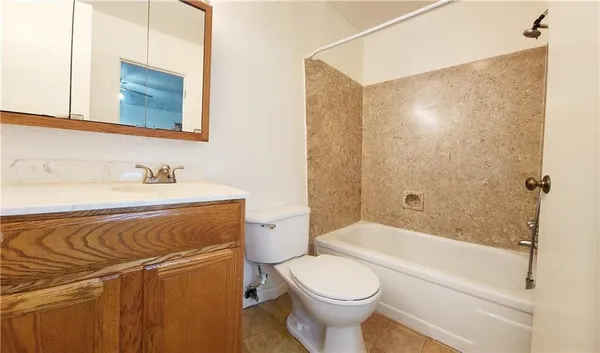 $1,550 | 2132 Edenborn Avenue, Metairie, LA 70001