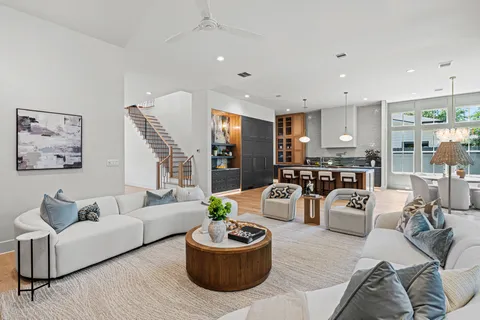 $2,039,000 | 1414 Chamboard Lane, Houston, TX 77018