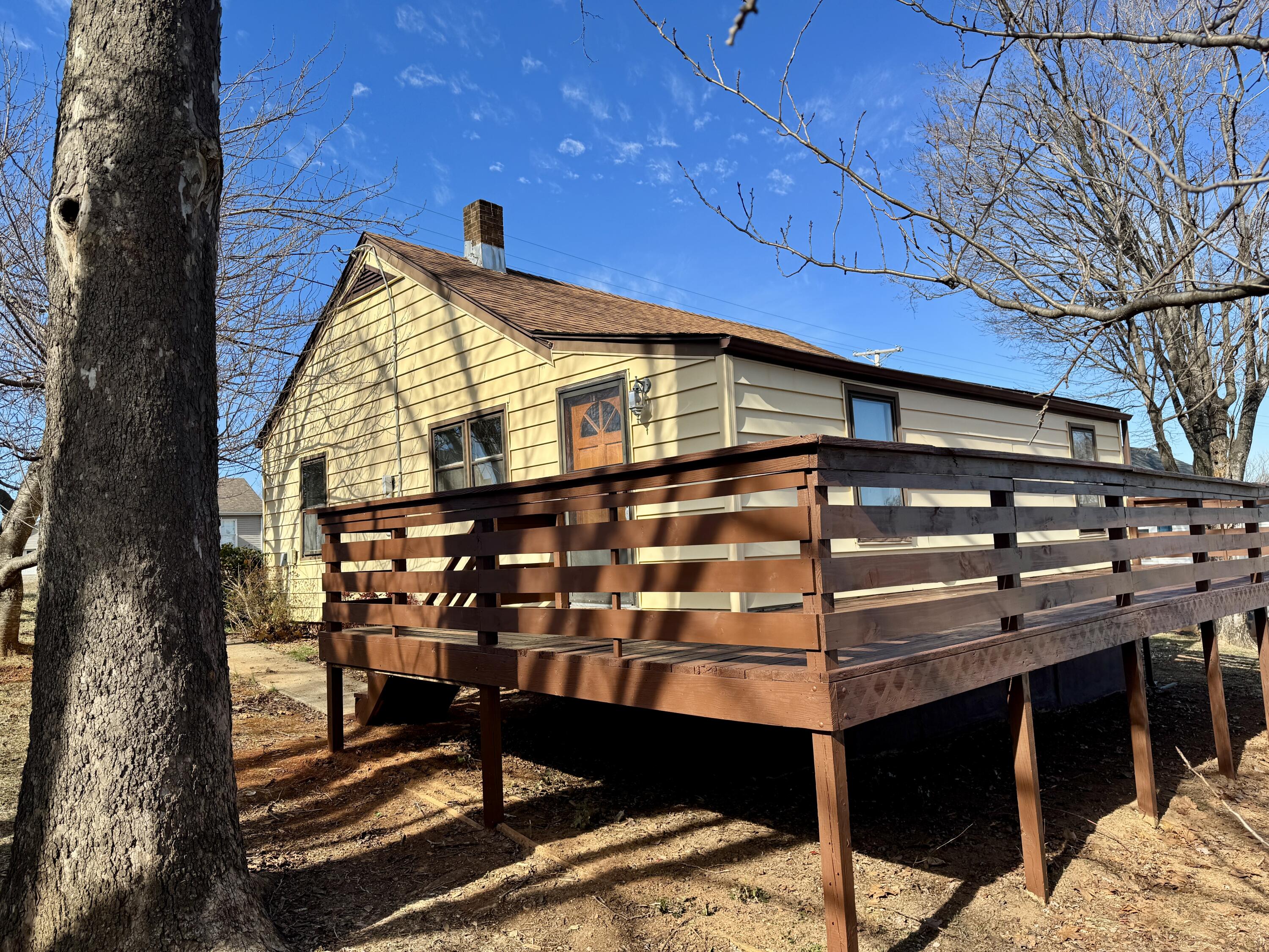 232 Doe Run Road Rocky Mount, VA 24151 - Photo 3 of 20 IMG_3122