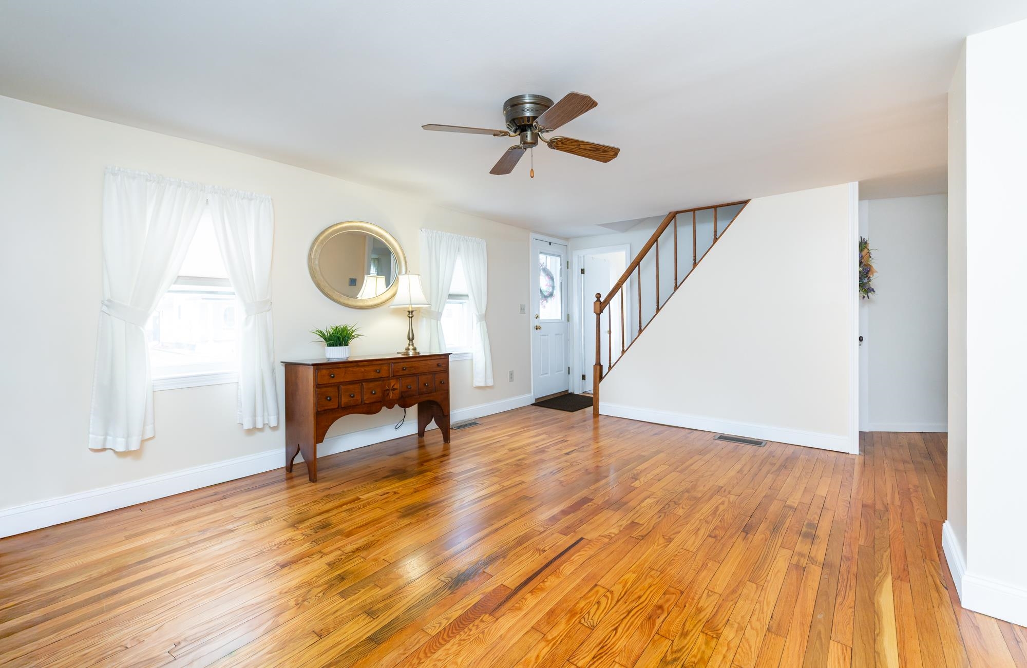 435 Central Street Manchester, NH 03103 - Photo 17 of 35