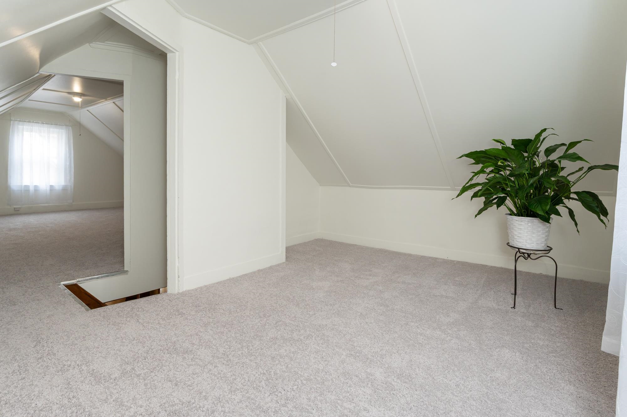 435 Central Street Manchester, NH 03103 - Photo 28 of 35