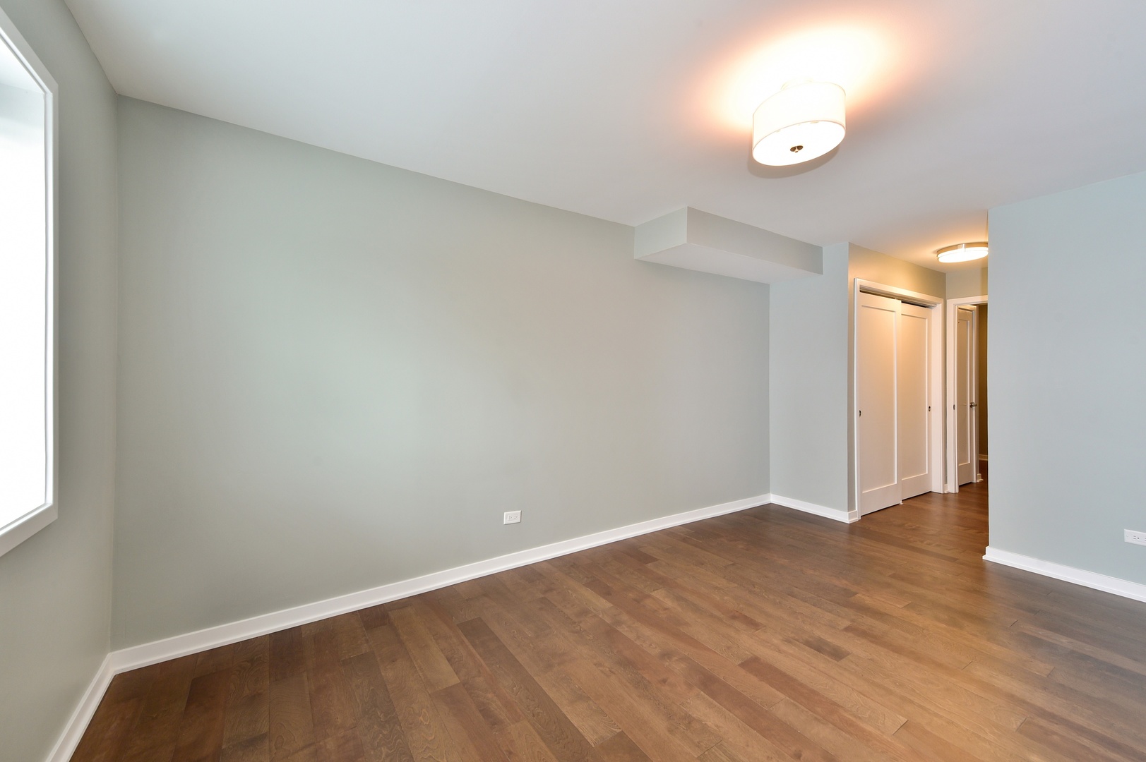 9240 Gross Point Road, Unit 307C Skokie, IL 60077 - Photo 14 of 17