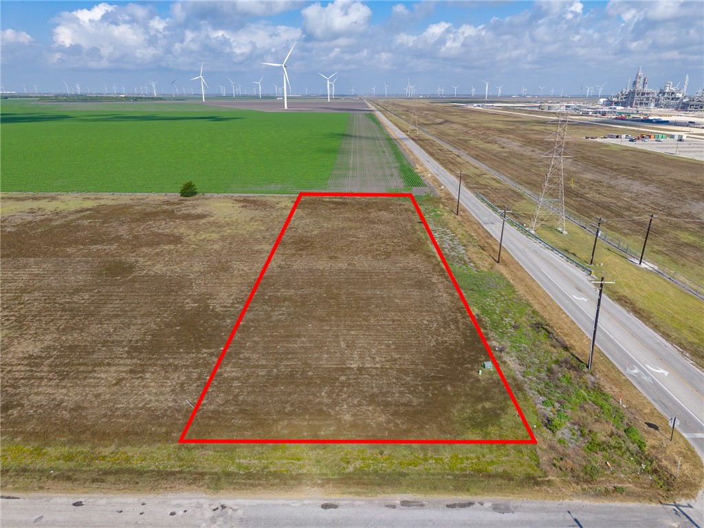 4325 Kestrel Portland, TX 78374 - Photo 7 of 8 a view of an outdoor space