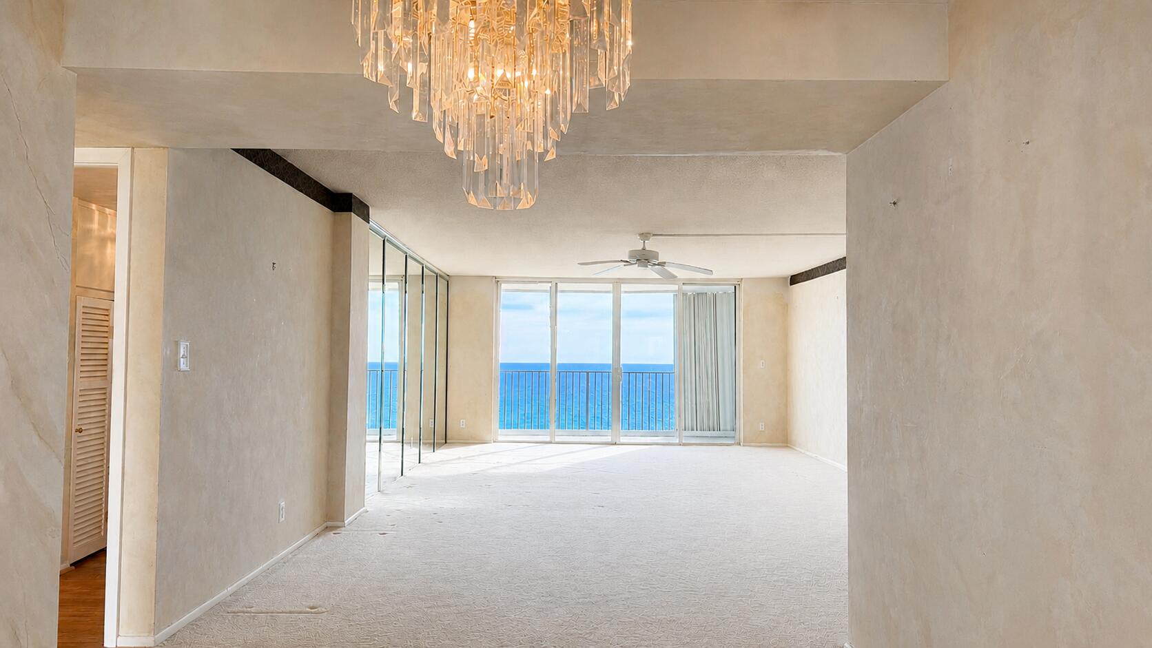 3000 South Ocean Boulevard, Unit 1404 Boca Raton, FL 33432 - Photo 4 of 45 Living Room/Dining Area