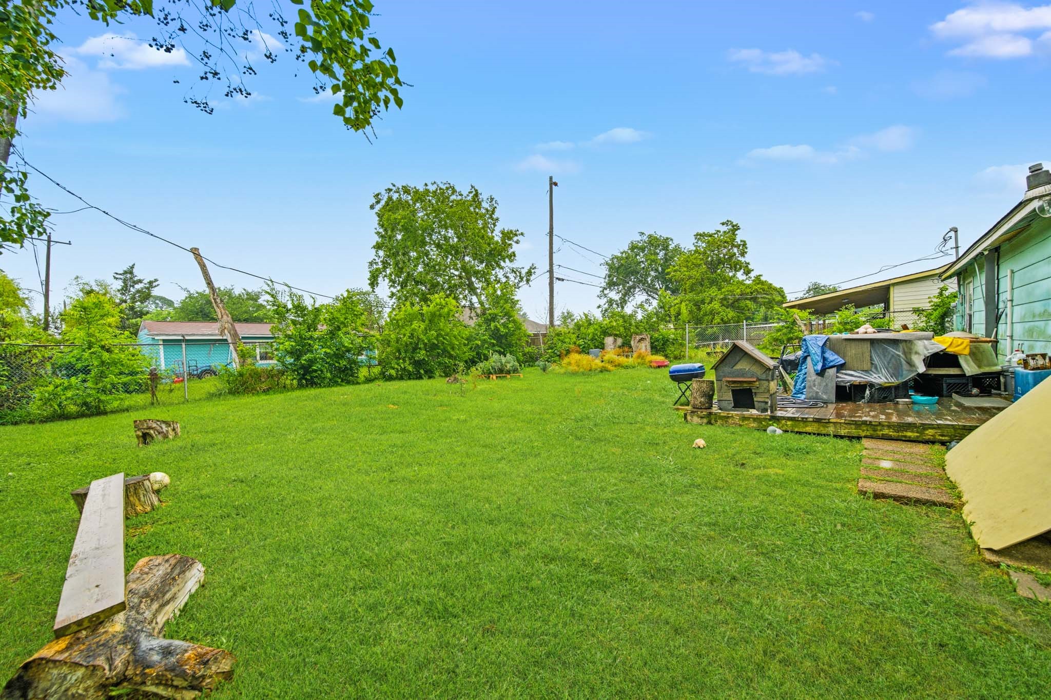 5003 Ridgeway Drive Houston, TX 77033 - Photo 9 of 25