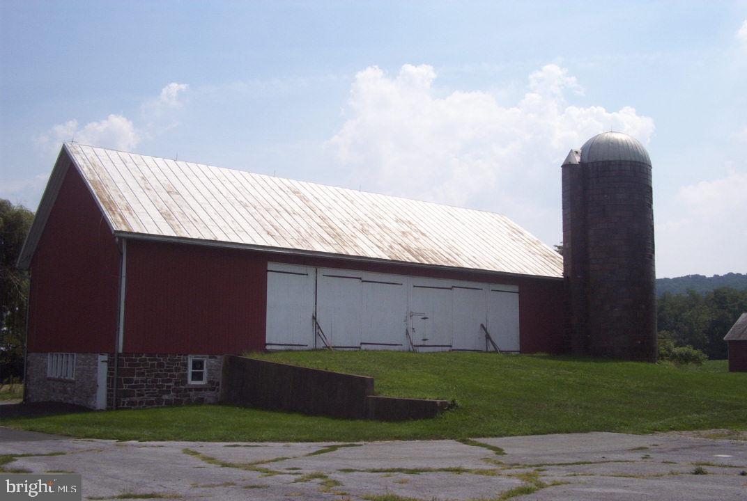 410 Schaeffer Road Lebanon, PA 17042 - Photo 14 of 23 Gallery Image 14