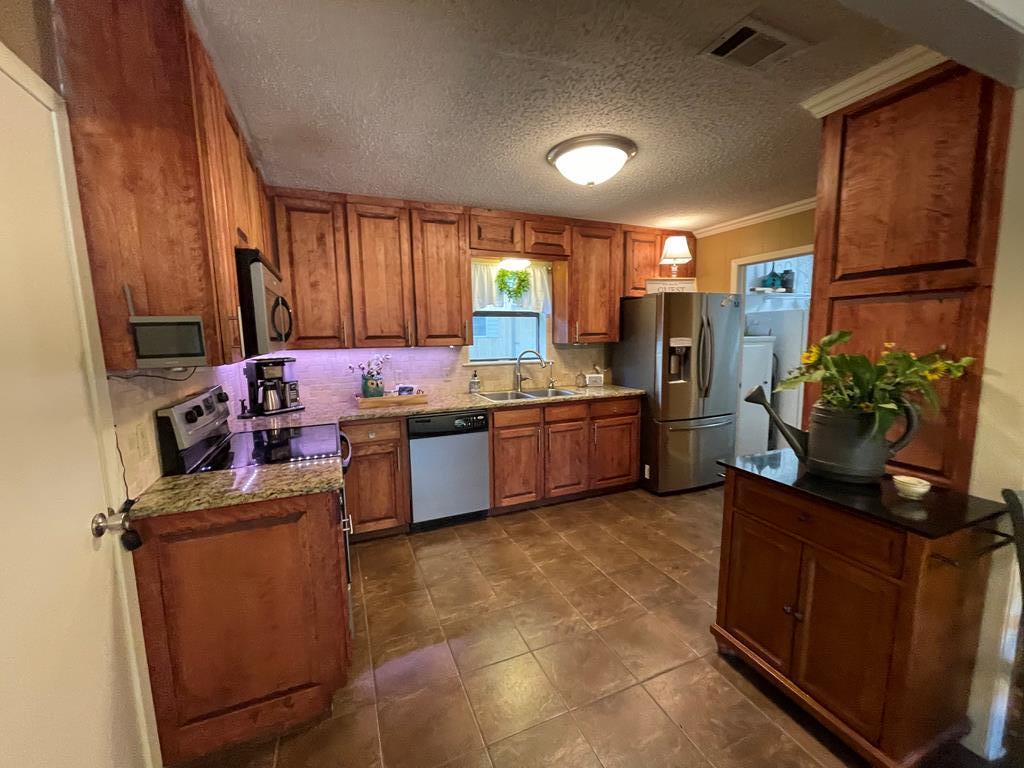 340 AN County Road Tennessee Colony, TX 75861 - Photo 7 of 36