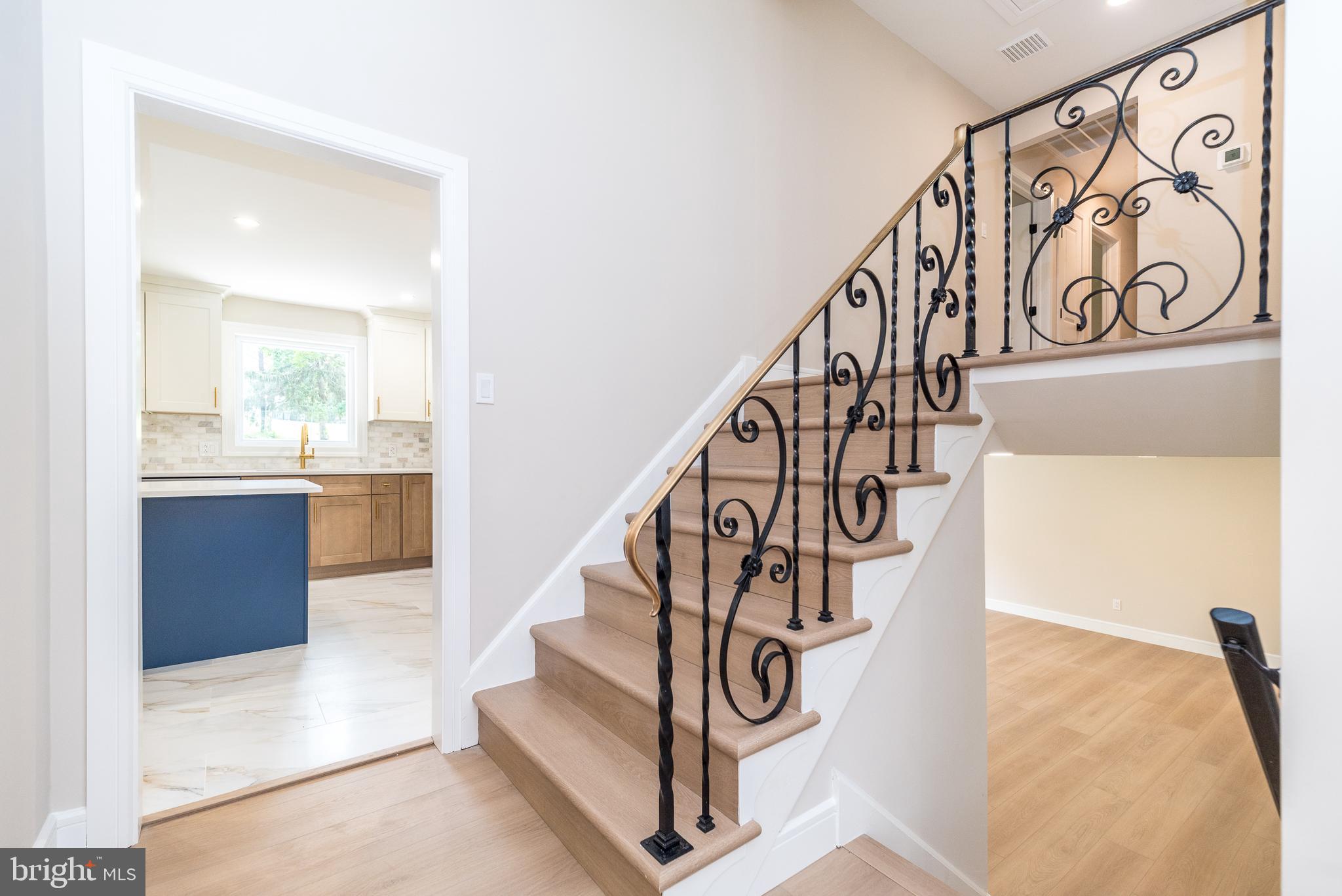 417 Gribbel Road Wyncote, PA 19095 - Photo 44 of 60 Stairs Up and Down