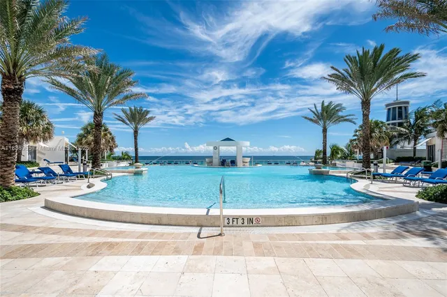 $2,800,000 | 3101 South Ocean Drive, Unit 2403, Hollywood, FL 33019