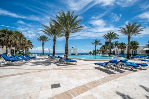 $2,800,000 | 3101 South Ocean Drive, Unit 2403, Hollywood, FL 33019