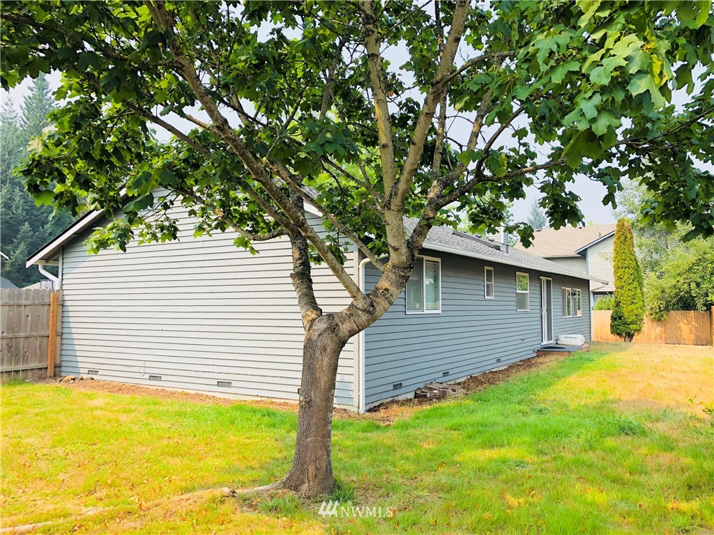 2205 186th Place Southeast Bothell, WA 98012 - Photo 14 of 15