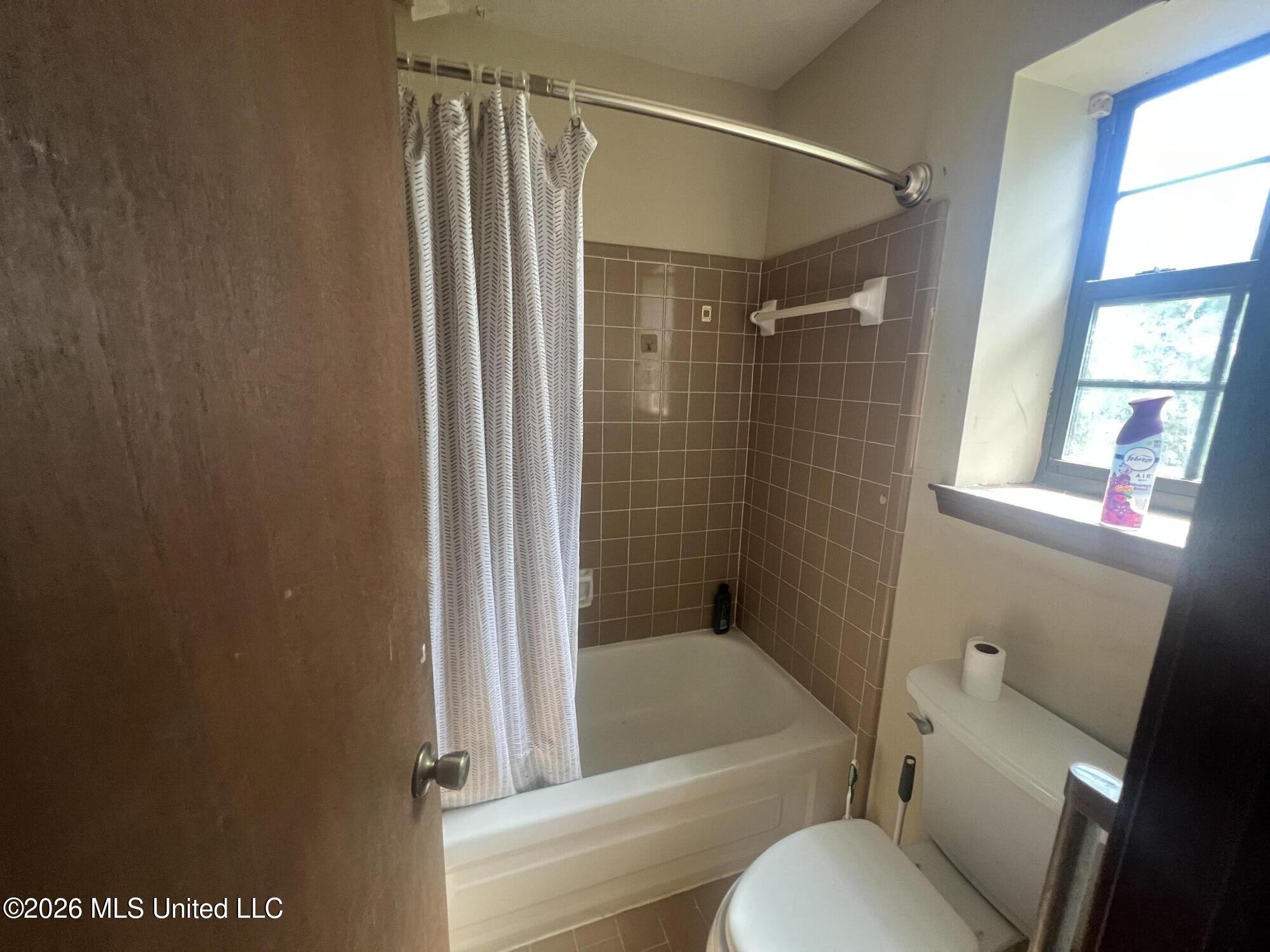 5209 Rue St Denis Gautier, MS 39553 - Photo 17 of 26 IMG_2938