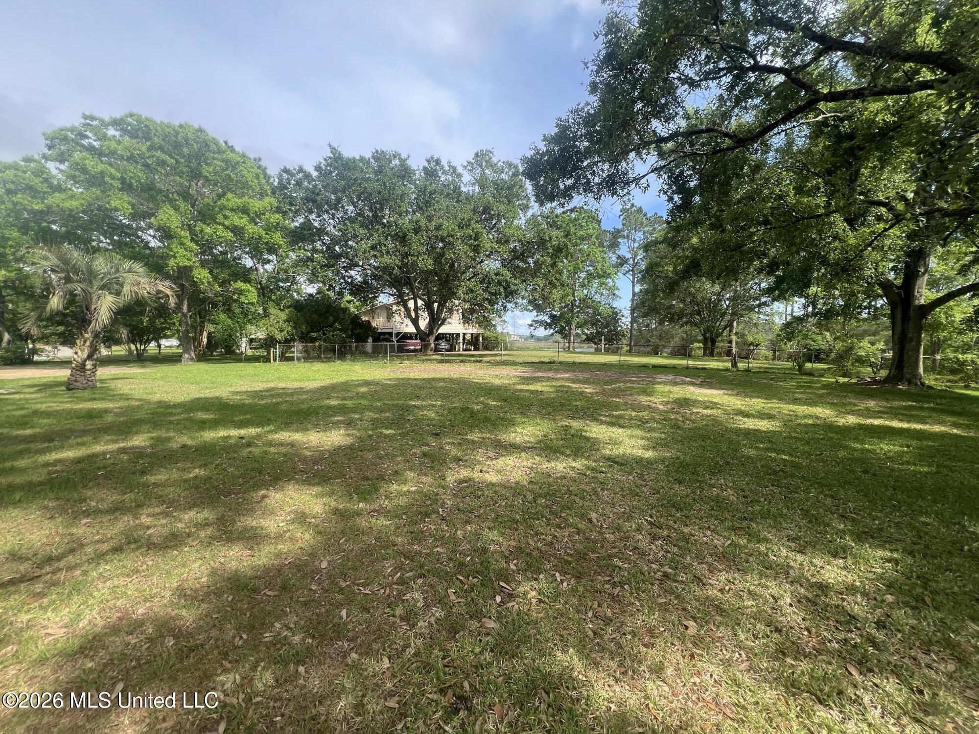 5209 Rue St Denis Gautier, MS 39553 - Photo 4 of 26 IMG_2922