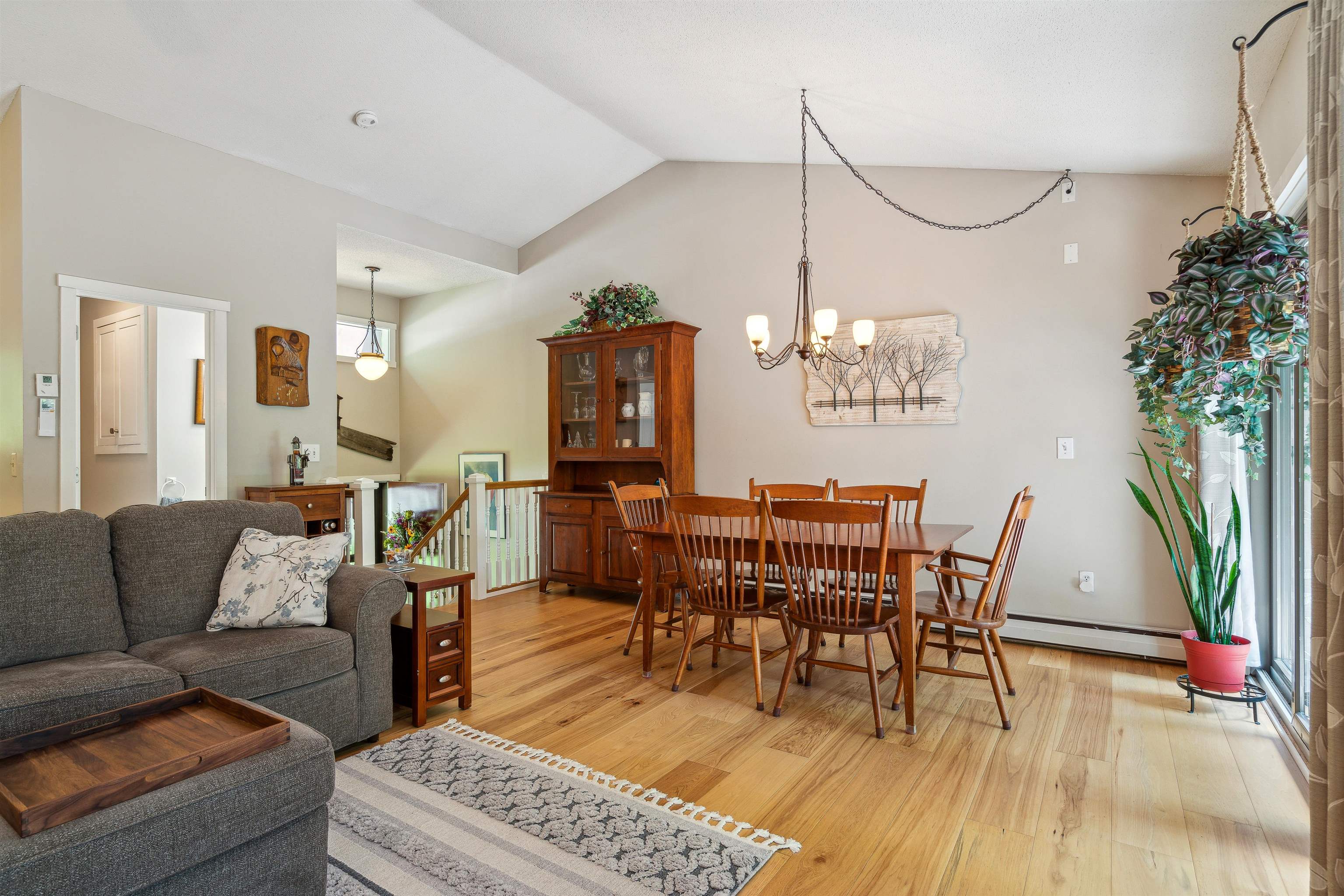 253 Old Quechee Road, Unit 5D Hartford, VT 05059 - Photo 4 of 33 Gallery Image 4