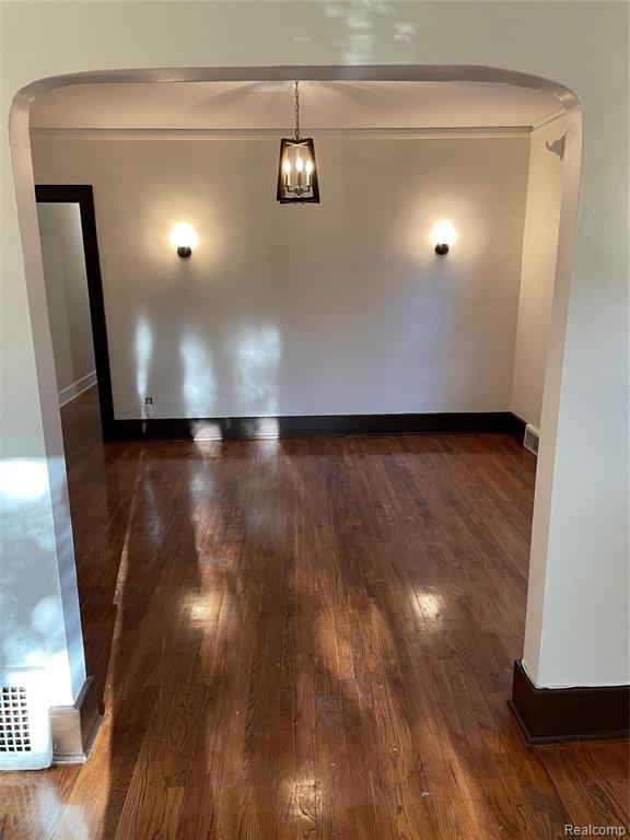 982-984 Nottingham Road, Unit 2 Grosse Pointe, MI 48230 - Photo 4 of 8