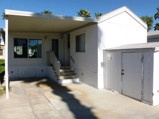 a view of a house with a outdoor space