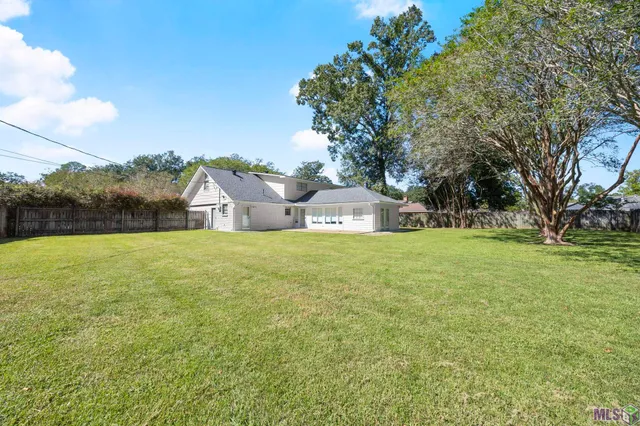 $359,900 | 12269 North Lakeview Drive, St. George, LA 70810