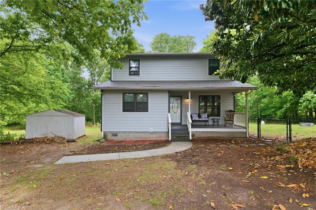 3 Bedroom / 2 Bath home sitting on 1.3 acres of land