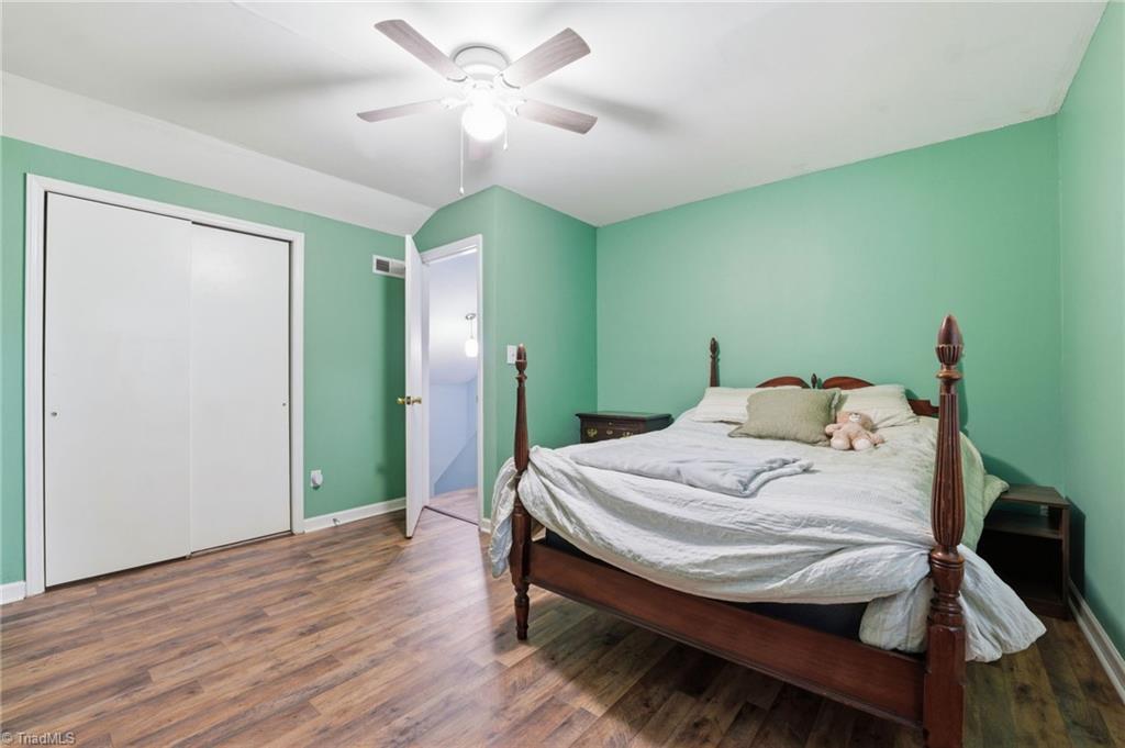 3546 Lewiston Road Greensboro, NC 27410 - Photo 19 of 32 2nd bedroom located on 2nd floor with ceiling fan