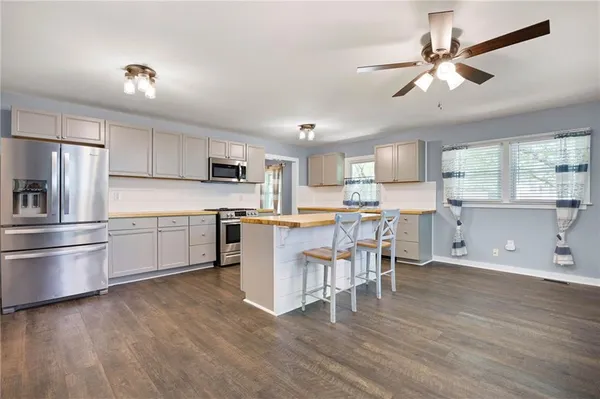 $279,900 | 3871 Furr Avenue, Powder Springs, GA 30127