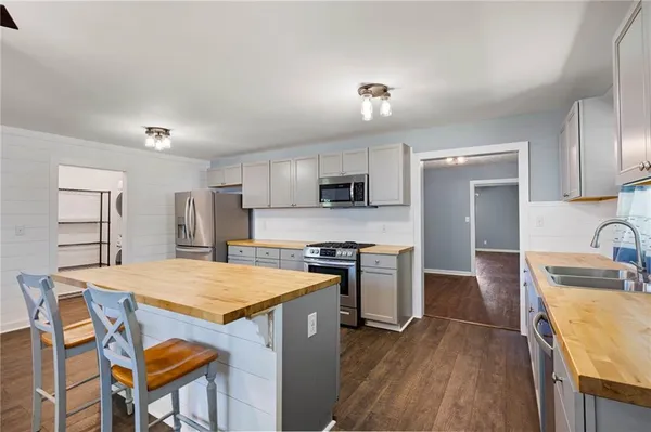 $279,900 | 3871 Furr Avenue, Powder Springs, GA 30127