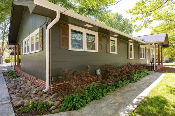 $279,900 | 3871 Furr Avenue, Powder Springs, GA 30127