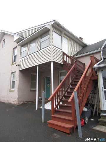 $1,400 | 36 South Main Street, Middletown, CT 06457